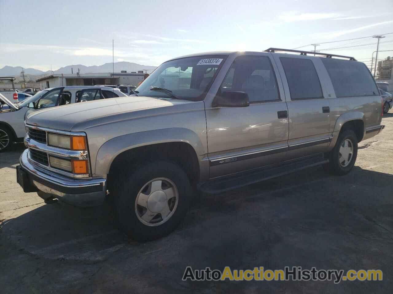 CHEVROLET SUBURBAN K1500, 3GNFK16R6XG170781