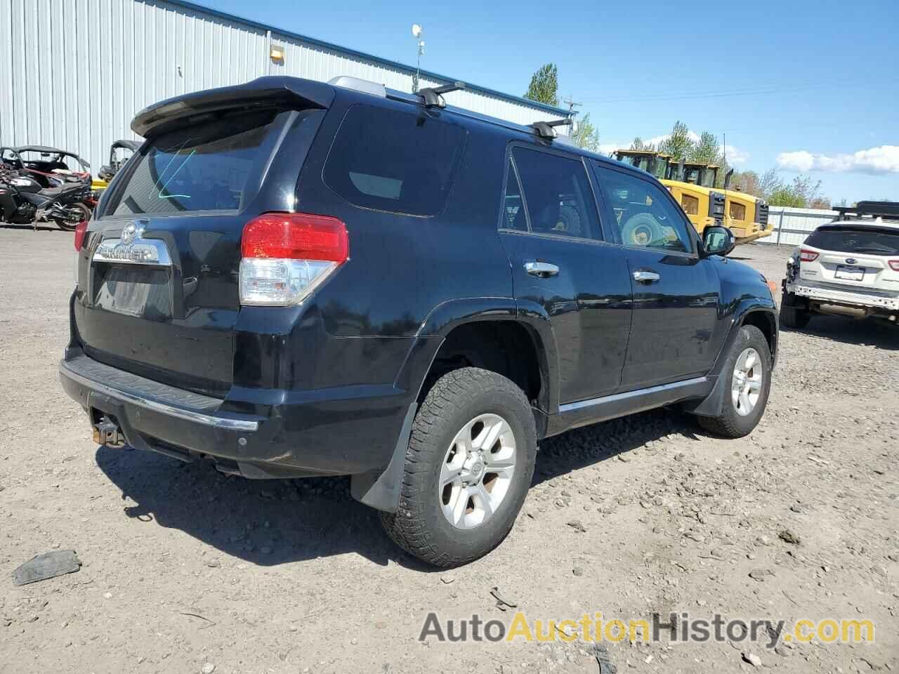 TOYOTA 4RUNNER SR5, JTEBU5JR3B5061450