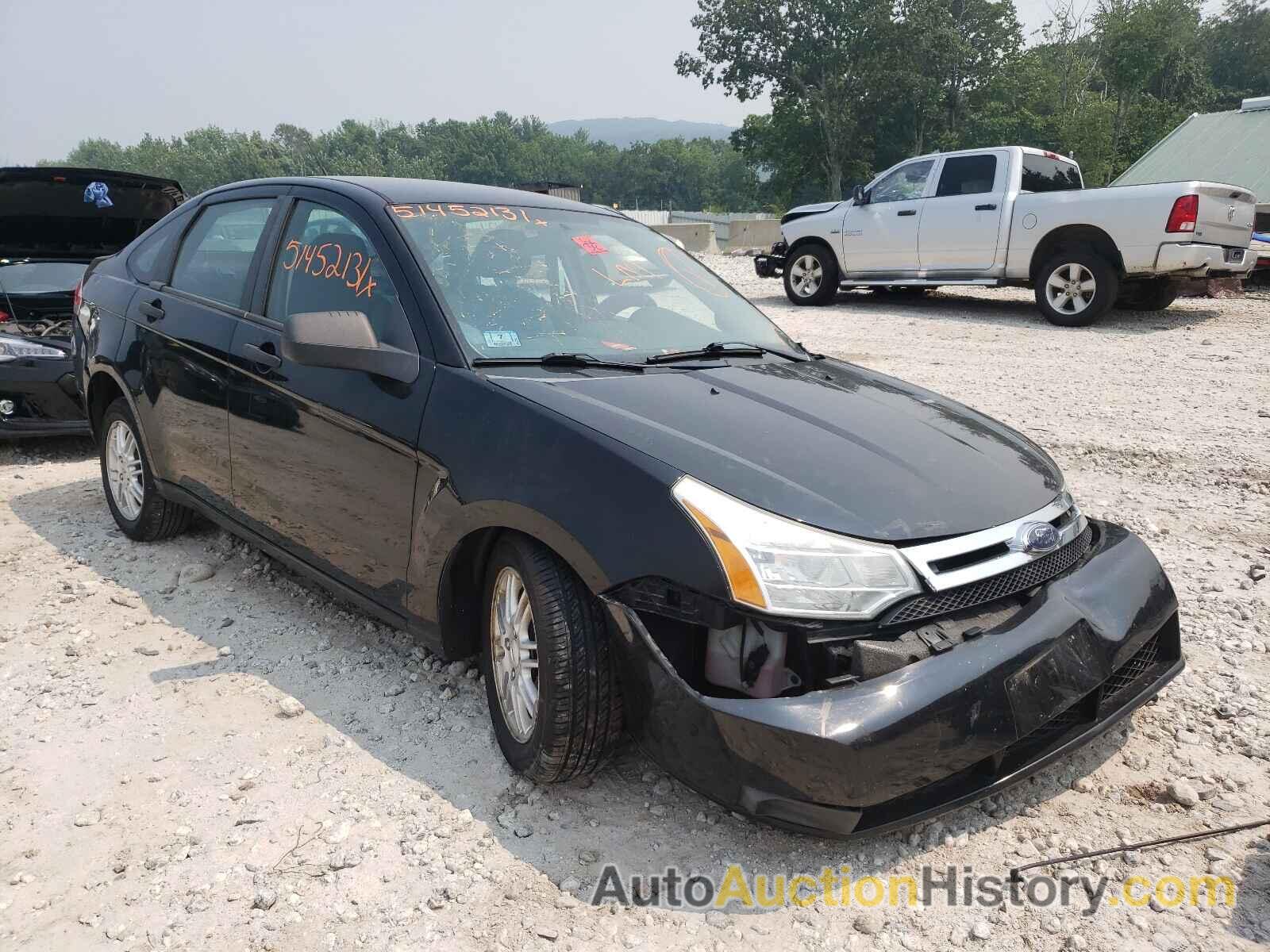 2009 FORD FOCUS SE, 1FAHP35N69W185658