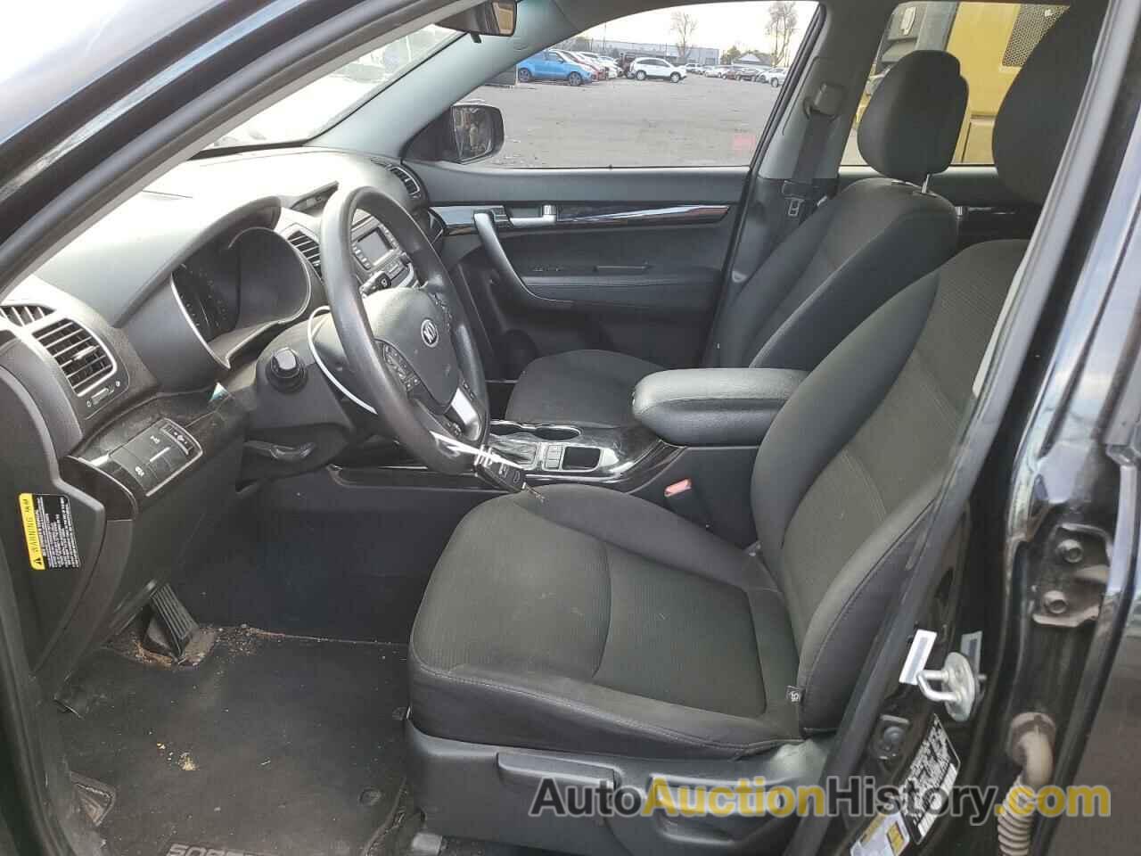 KIA SORENTO LX, 5XYKTDA7XFG603642