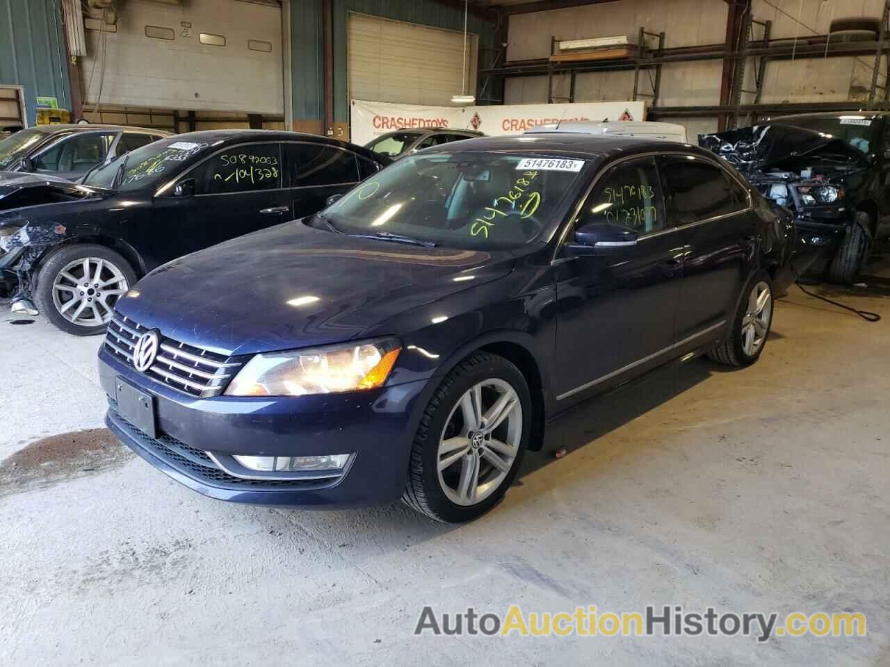 2013 VOLKSWAGEN PASSAT SEL, 1VWCN7A35DC100662