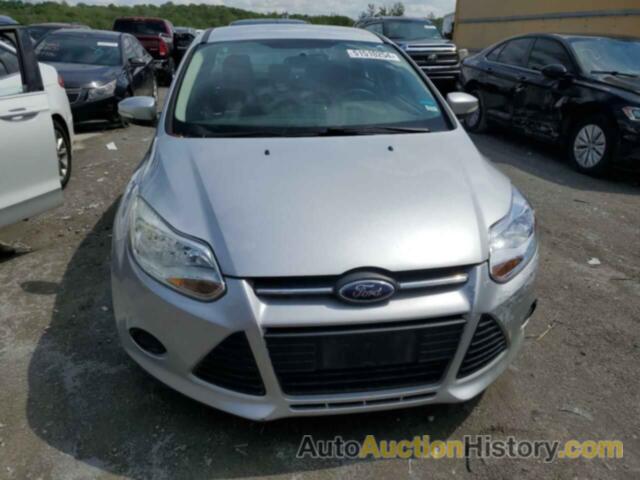 FORD FOCUS SE, 1FADP3F23EL138117