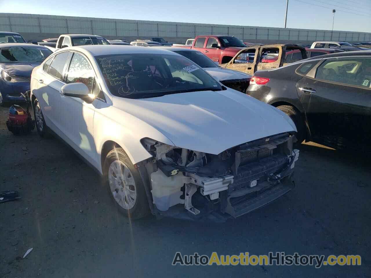 2013 FORD FUSION S, 3FA6P0G75DR386449