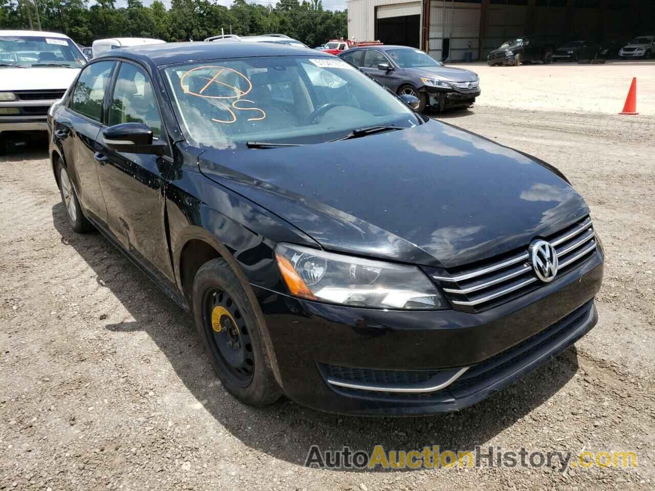 2014 VOLKSWAGEN PASSAT S, 1VWAS7A35EC119875