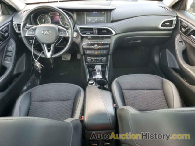 INFINITI QX30 PURE, SJKCH5CP6KA010845