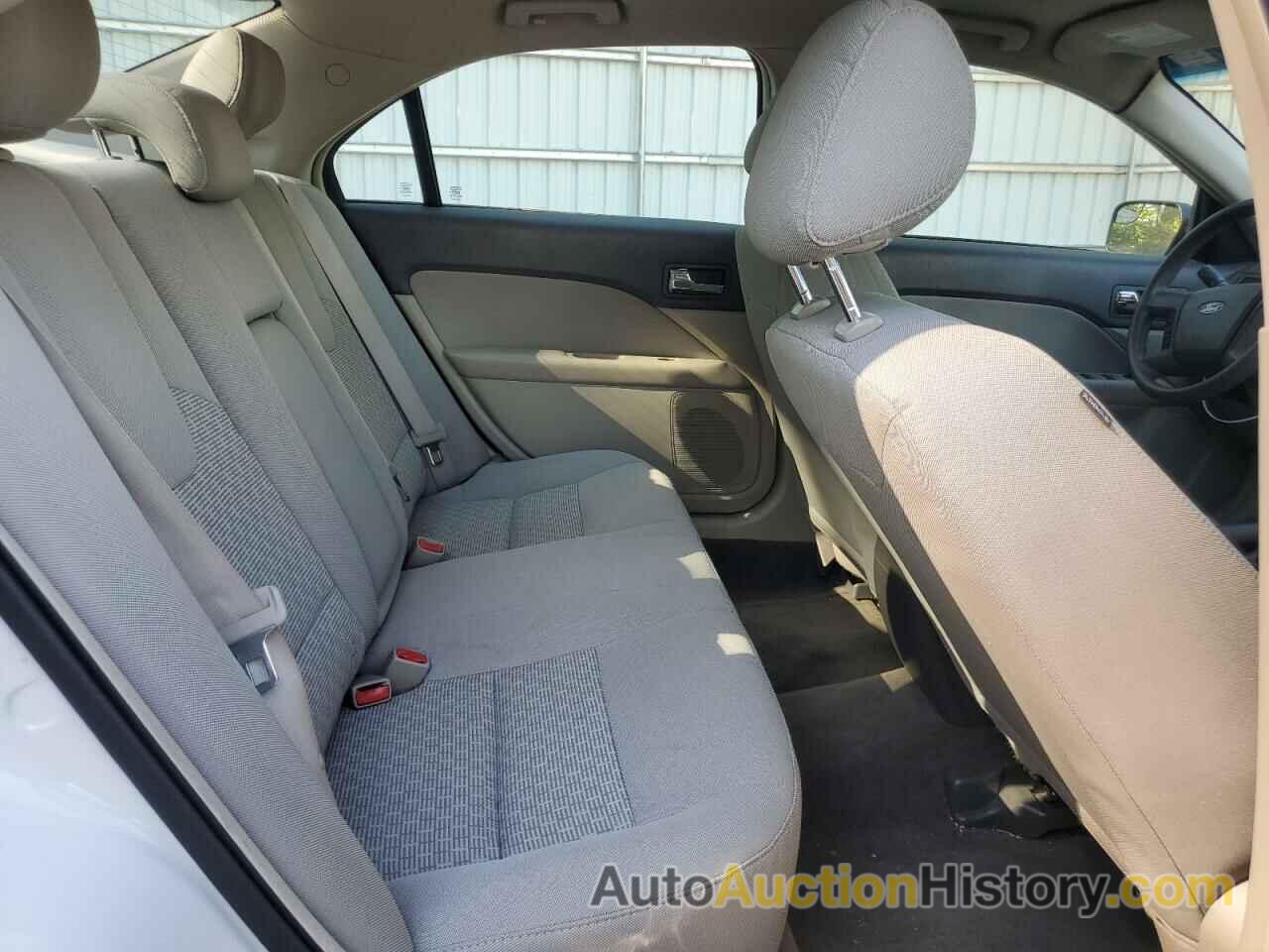 FORD FUSION S, 3FAHP0GA4CR119001