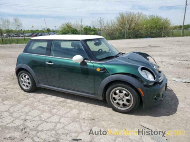 MINI COOPER, WMWSU3C51DT681261