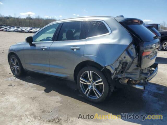 VOLVO XC60 T5 MOMENTUM, YV4102RK3L1554973