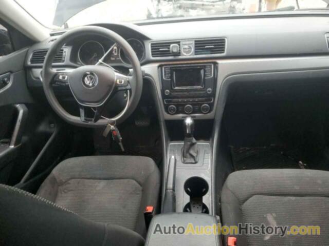 VOLKSWAGEN PASSAT S, 1VWAT7A38HC058944