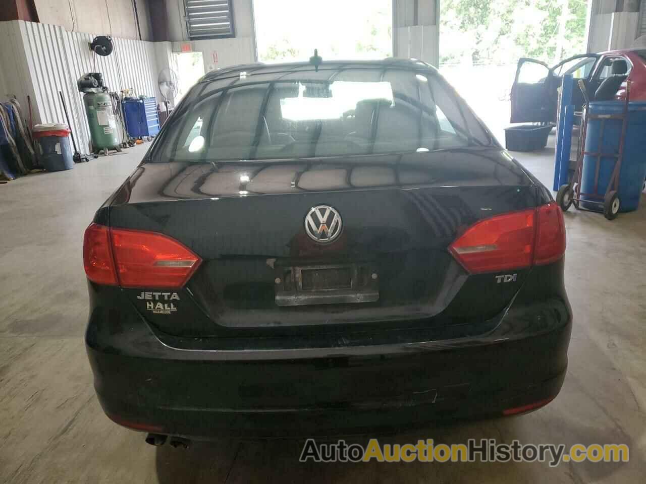 VOLKSWAGEN JETTA TDI, 3VWLL7AJ0EM431136