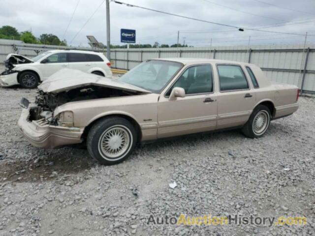 LINCOLN TOWNCAR SIGNATURE, 1LNLM82W7VY750744