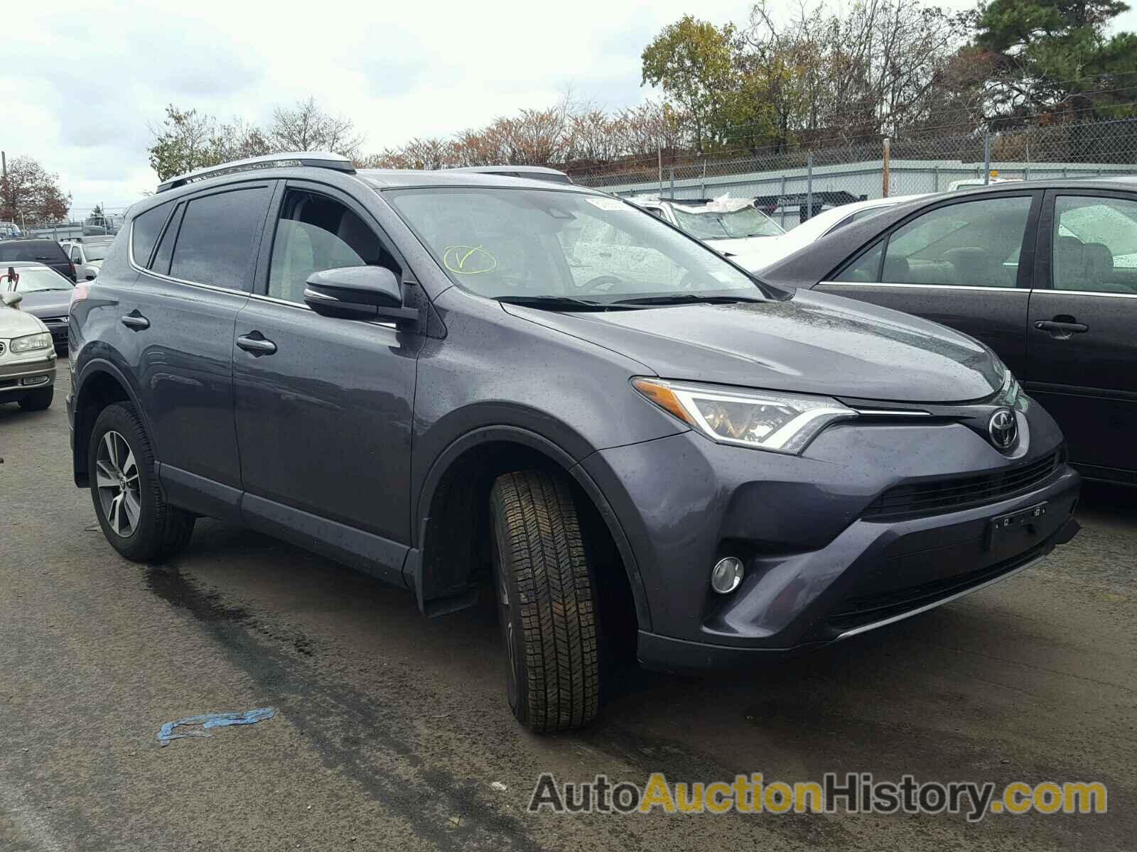 2017 TOYOTA RAV4 XLE, JTMRFREV2HJ117065