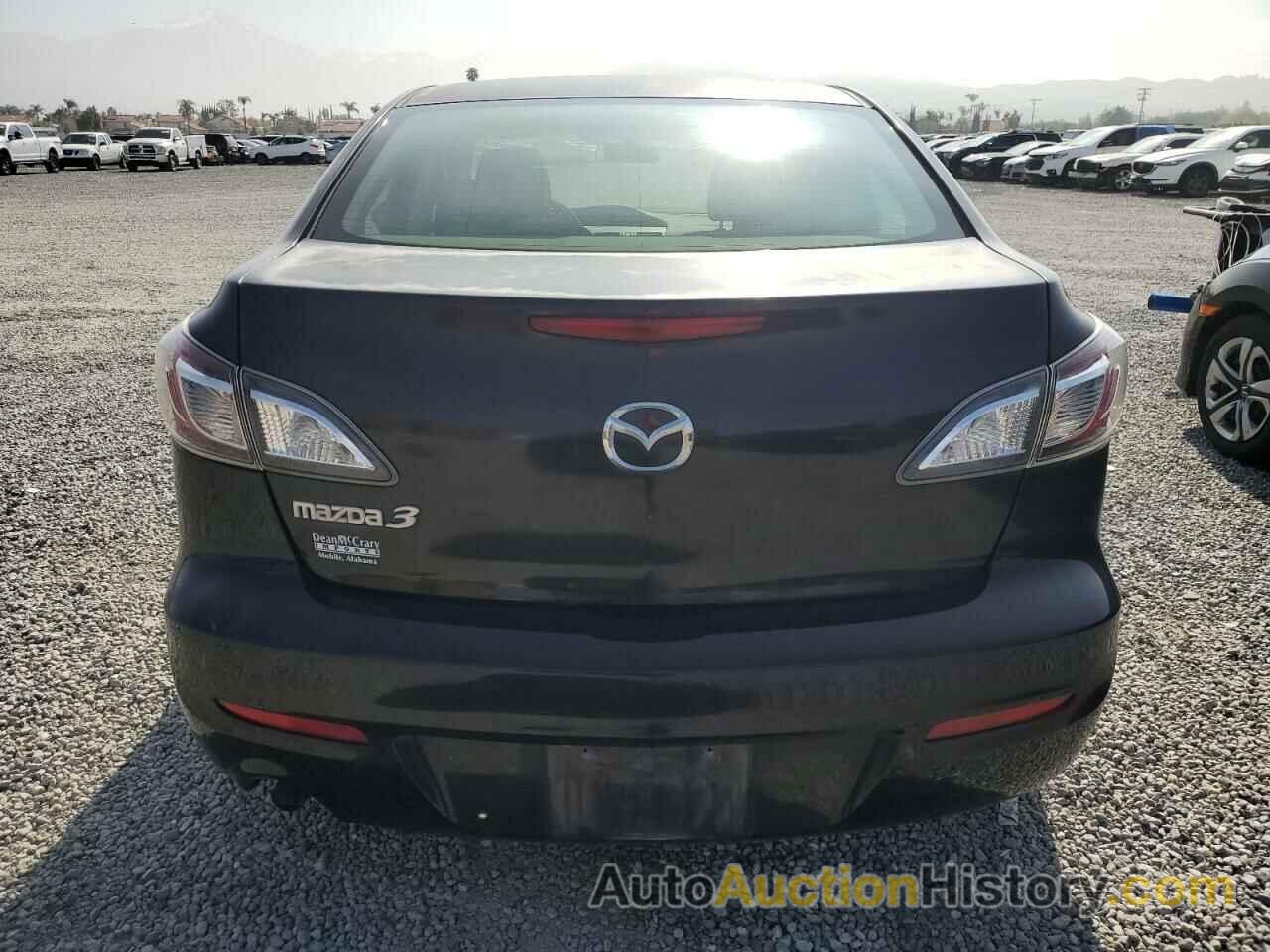 MAZDA 3 I, JM1BL1UF0C1522193