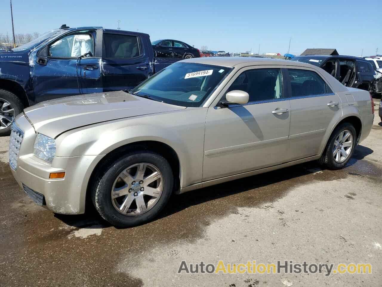 CHRYSLER 300, 2C3LA43R76H513671