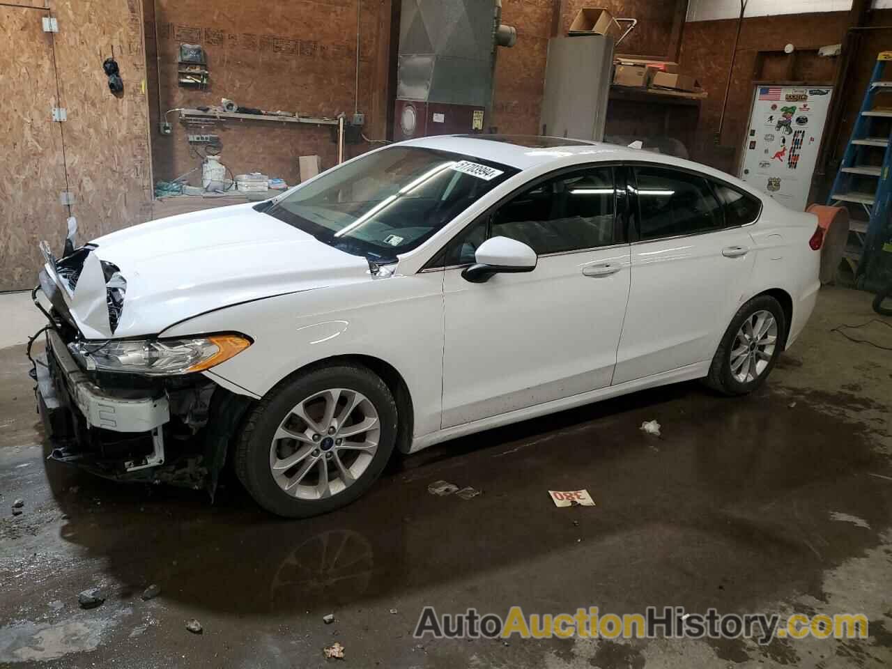 FORD FUSION SE, 3FA6P0HD4LR202072