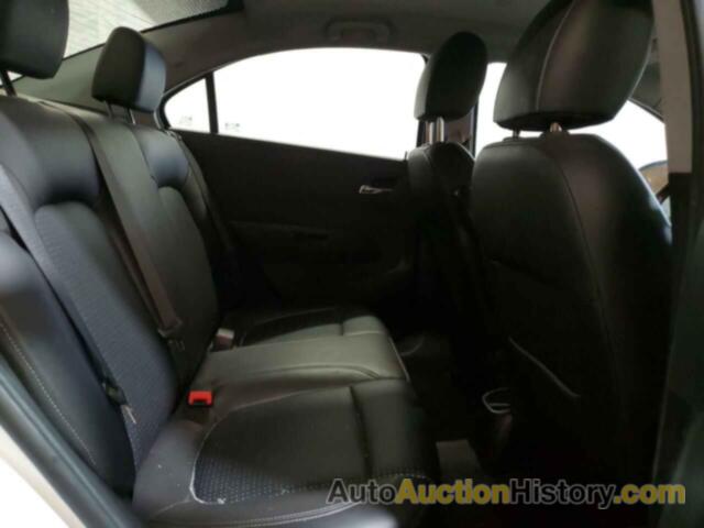 CHEVROLET SONIC LTZ, 1G1JE5SB2F4121589