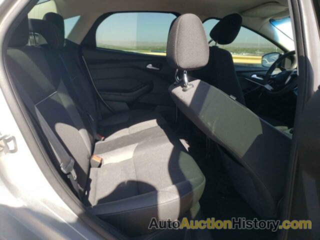 FORD FOCUS SE, 1FAHP3F24CL279034