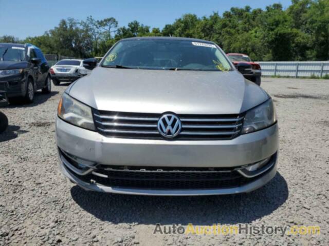 VOLKSWAGEN PASSAT SE, 1VWBT7A30EC101060