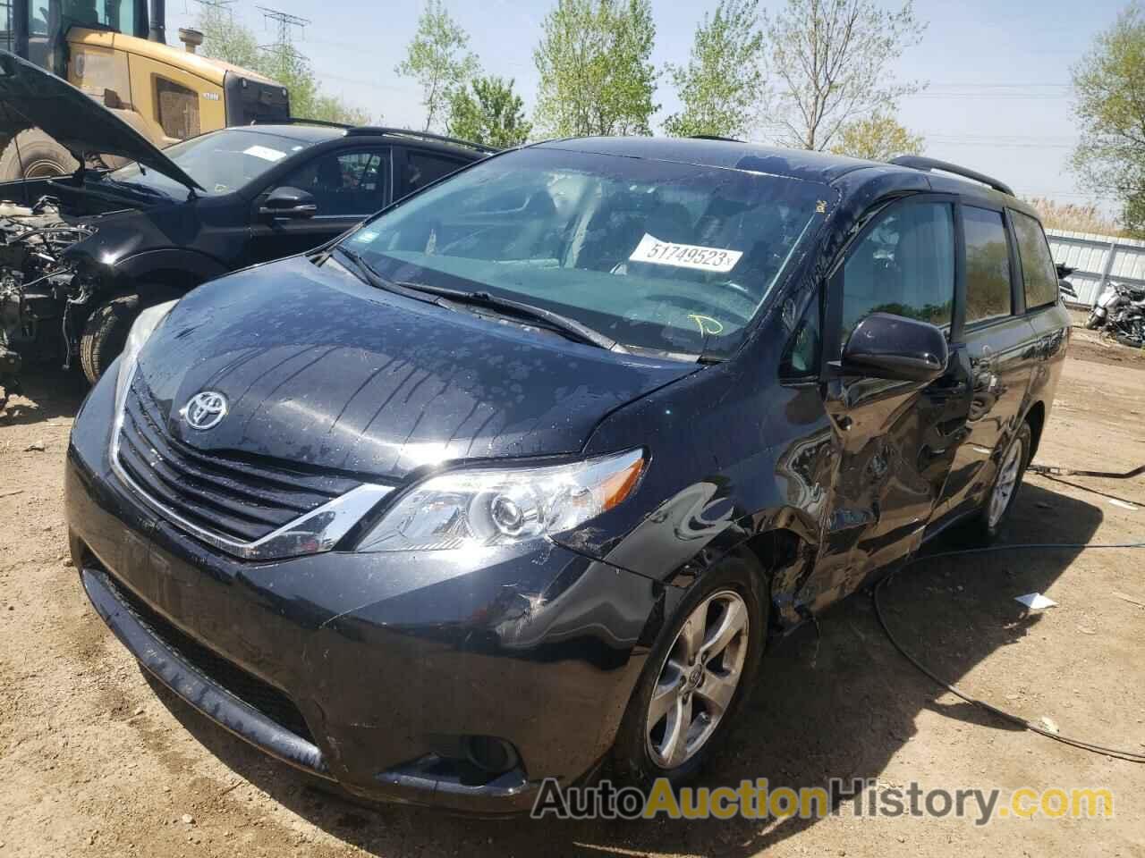 2017 TOYOTA SIENNA LE, 5TDKZ3DC3HS846300