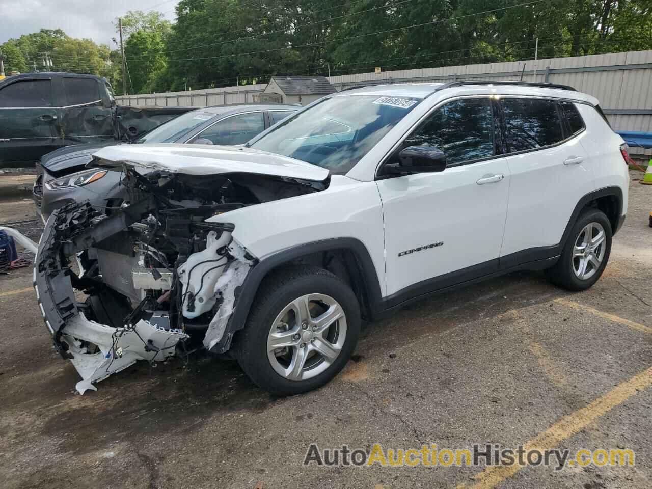 JEEP COMPASS LATITUDE, 3C4NJDBN8PT552832