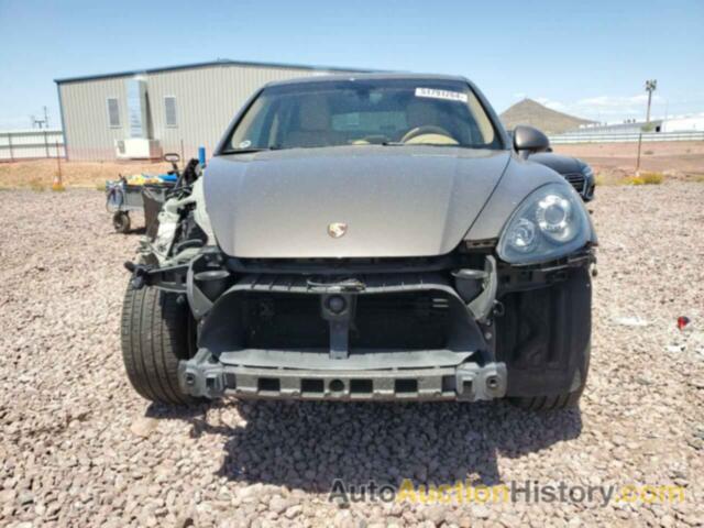 PORSCHE CAYENNE GTS, WP1AD2A29DLA70085