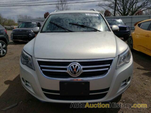 VOLKSWAGEN TIGUAN SE, WVGBV75NX9W542347