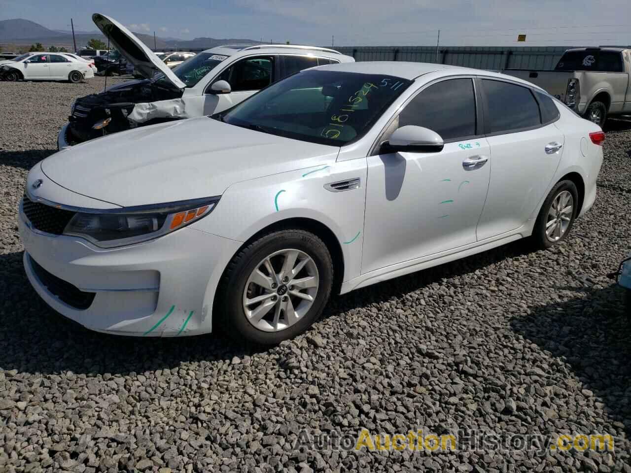 KIA OPTIMA LX, 5XXGT4L33JG206707