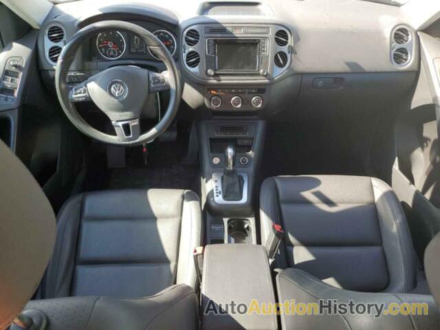 VOLKSWAGEN TIGUAN S, WVGAV7AX5GW576664