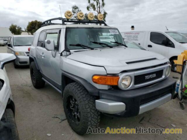 TOYOTA FJ CRUISER, JTEBU11F470090457