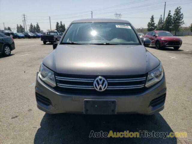 VOLKSWAGEN TIGUAN S, WVGAV7AXXCW001695