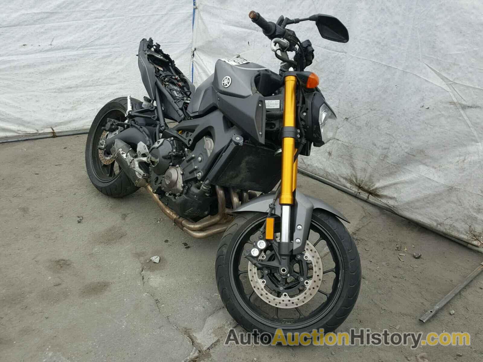 2015 YAMAHA FZ09 C, JYARN33Y0FA002194