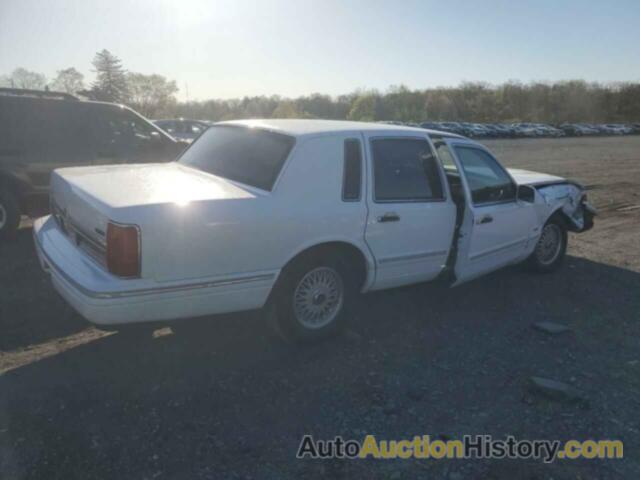 LINCOLN TOWNCAR SIGNATURE, 1LNLM82W3SY738702