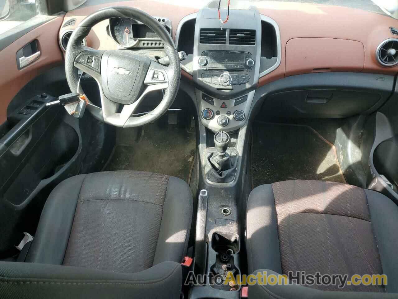 CHEVROLET SONIC LT, 1G1JD6SH9C4208396