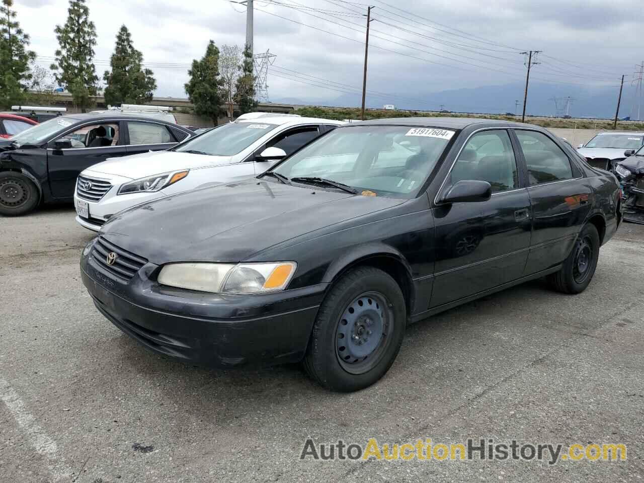 TOYOTA CAMRY LE, JT2BF22K8V0031790