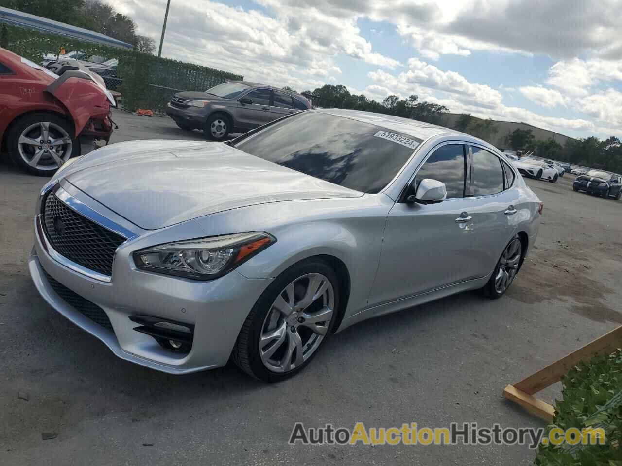 INFINITI Q70 3.7, JN1BY1ARXFM561153