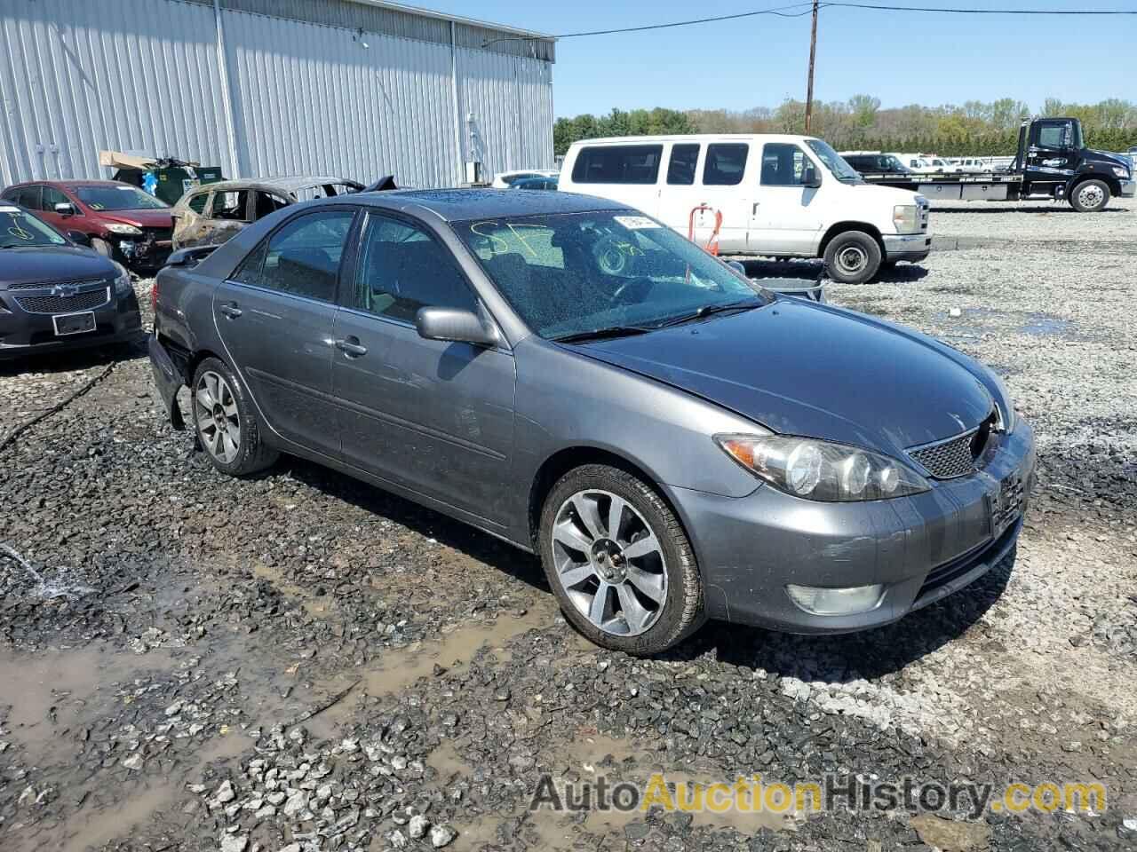 TOYOTA CAMRY LE, 4T1BE32K05U584549