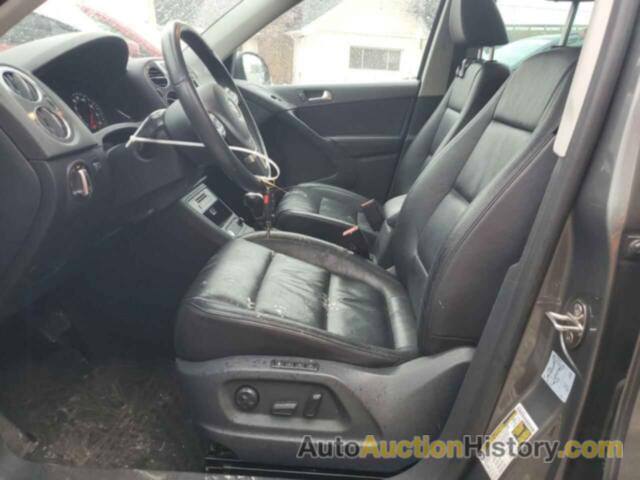 VOLKSWAGEN TIGUAN S, WVGBV7AX3GW615482