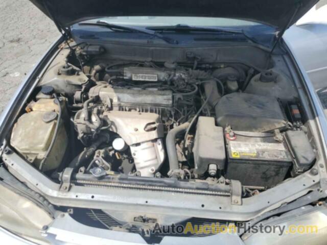 TOYOTA CAMRY LE, 4T1SK12E2SU619501