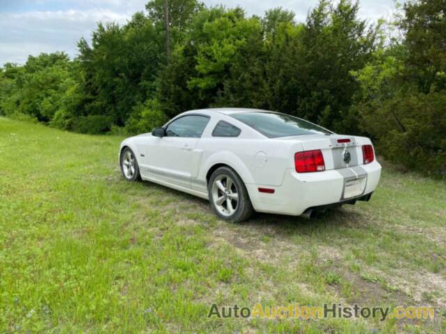 FORD MUSTANG GT, 1ZVHT82HX75304300