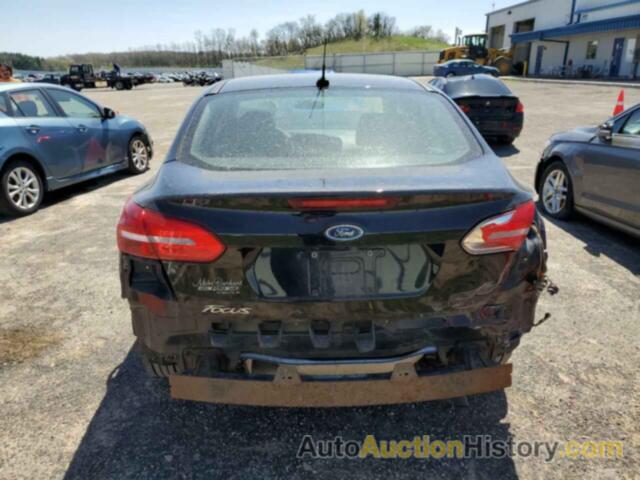 FORD FOCUS SE, 1FADP3F24HL227599