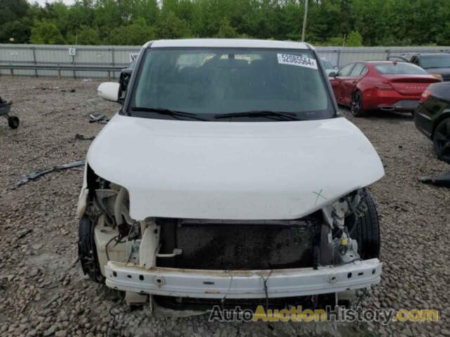 TOYOTA SCION, JTLZE4FE2FJ068570