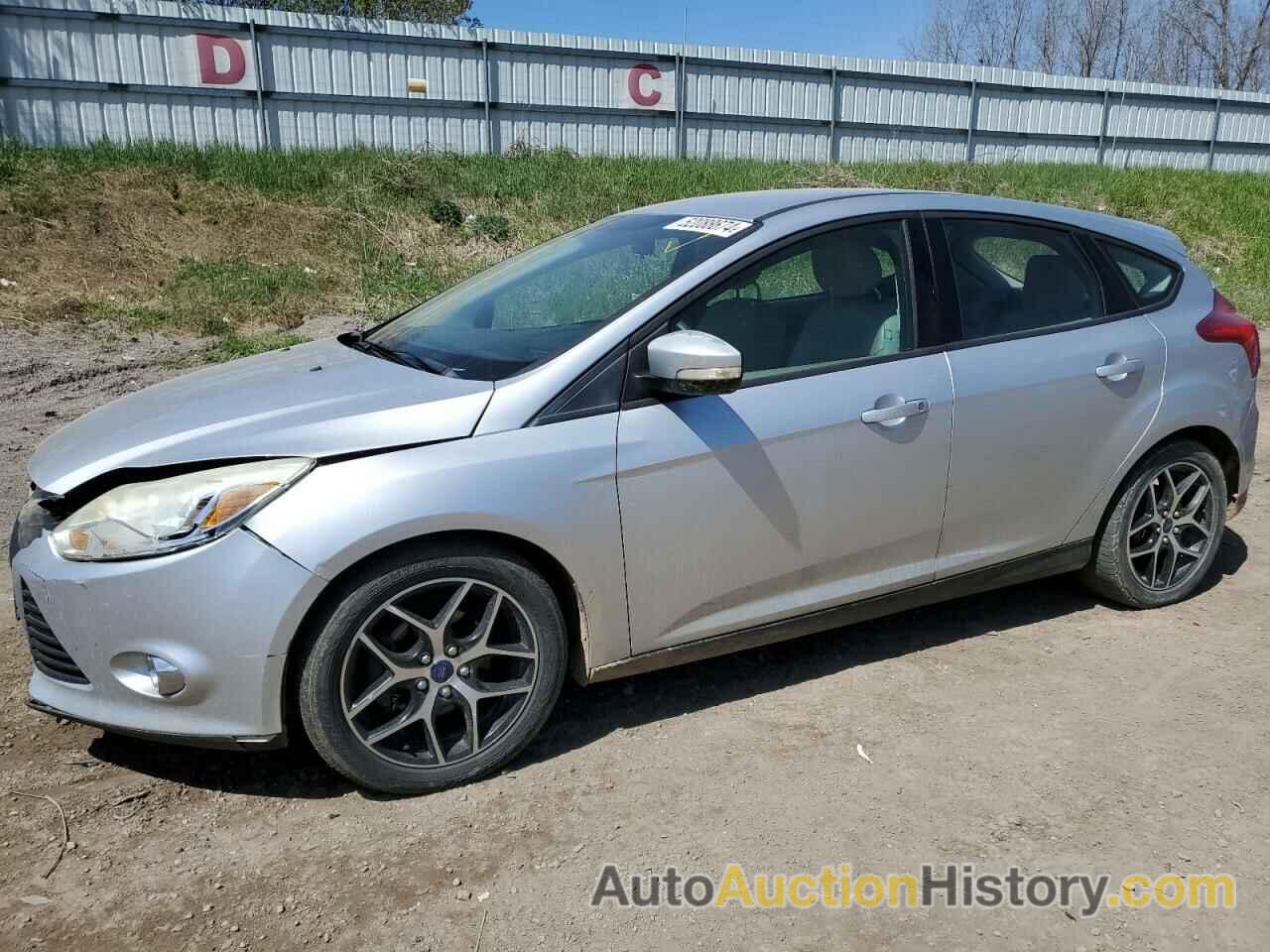 FORD FOCUS SE, 1FAHP3K28CL327950