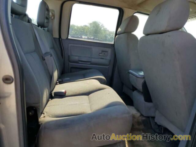 DODGE DAKOTA QUAD SLT, 1D7HE48K36S544013