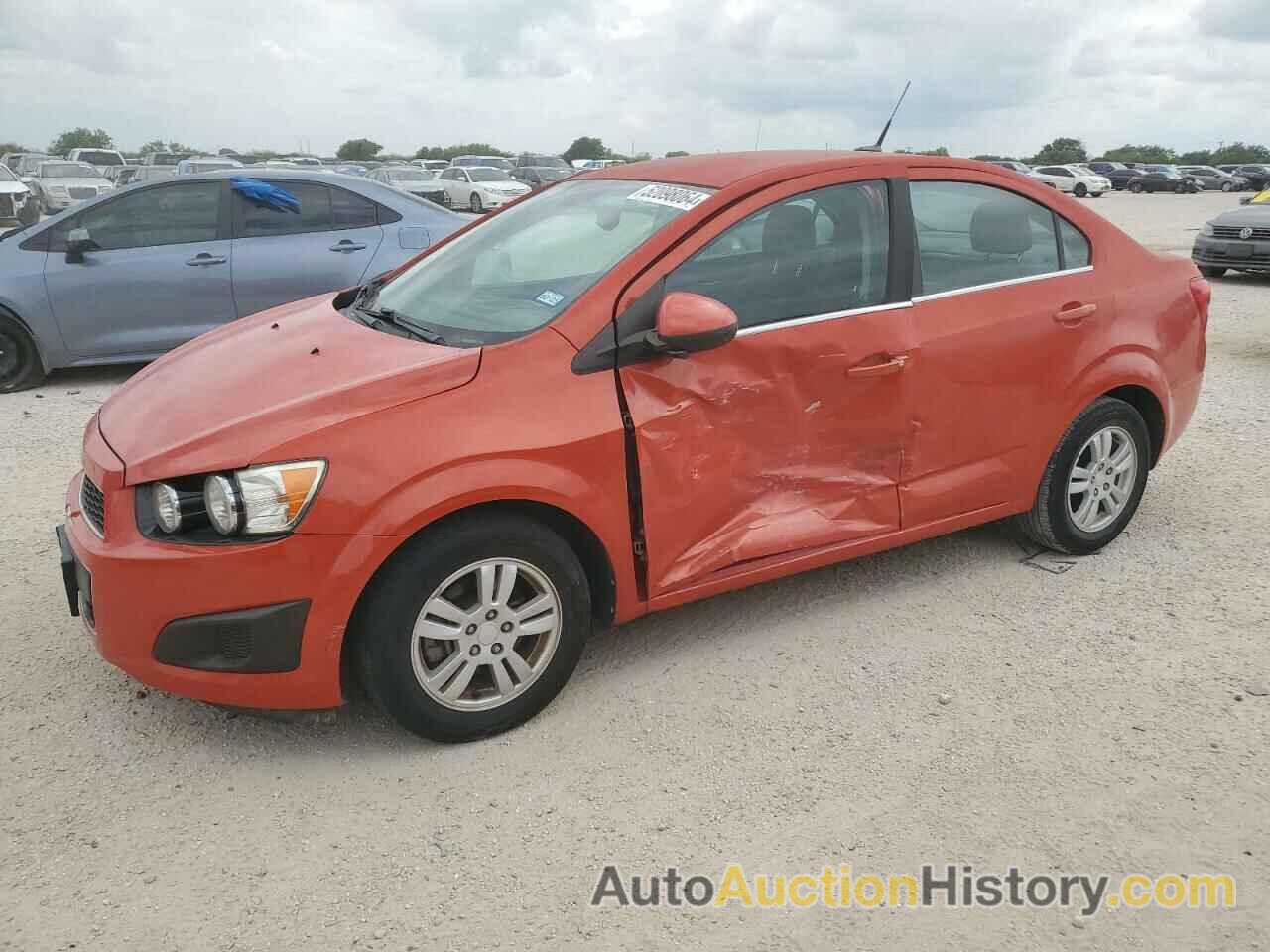 CHEVROLET SONIC LT, 1G1JC5SH5D4168977