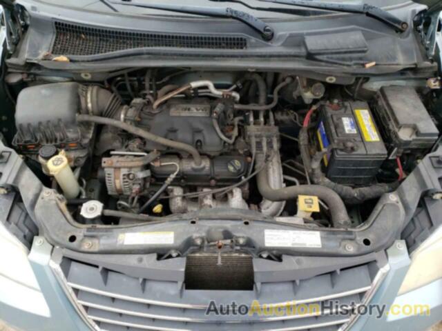 CHRYSLER MINIVAN TOURING, 2A8HR54P88R788467