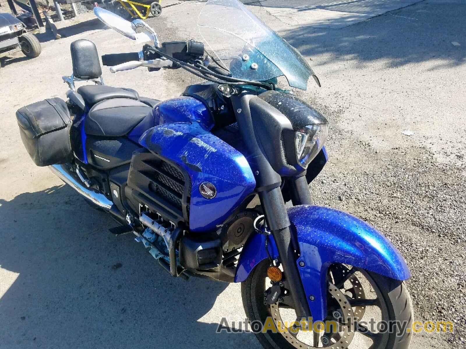 2014 HONDA GL1800 C C, JH2SC68N3EK000094