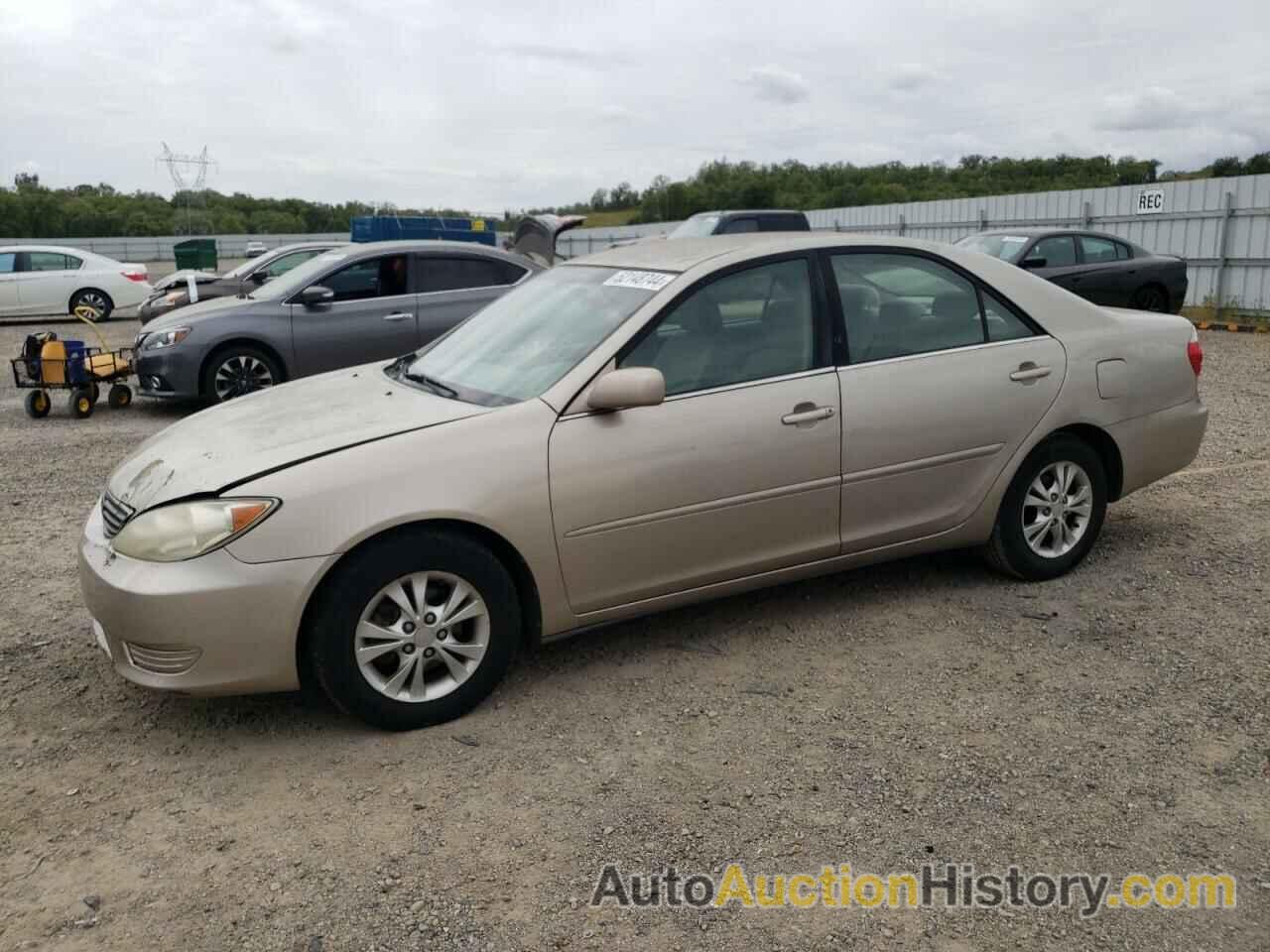 TOYOTA CAMRY LE, 4T1BF32K95U108233