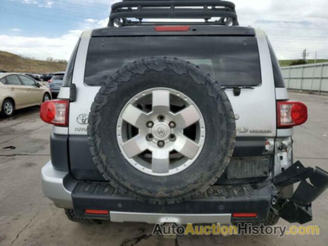 TOYOTA FJ CRUISER, JTEBU11F28K014550