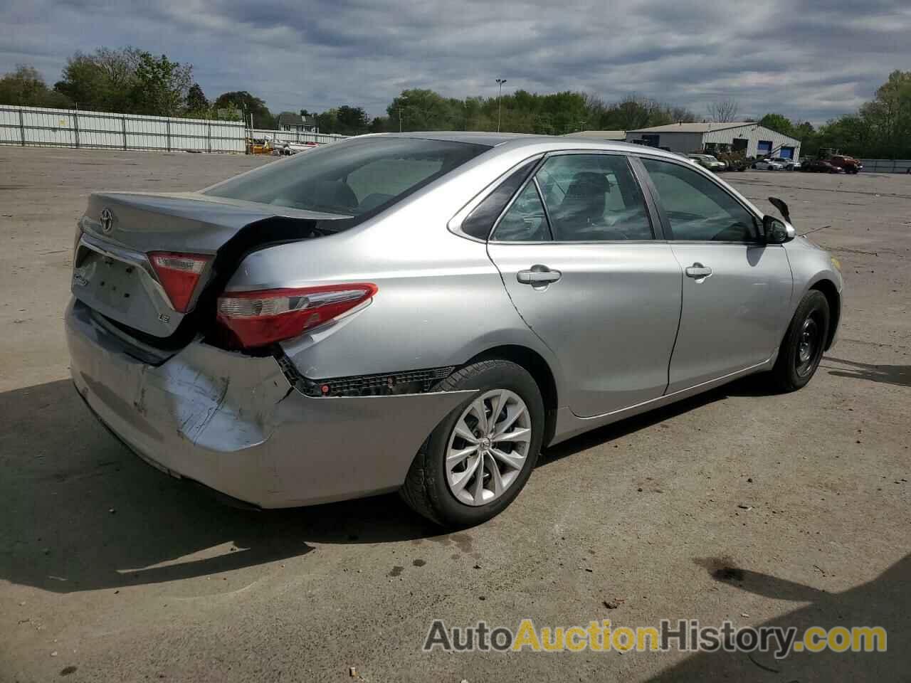 TOYOTA CAMRY LE, 4T4BF1FK3FR446345