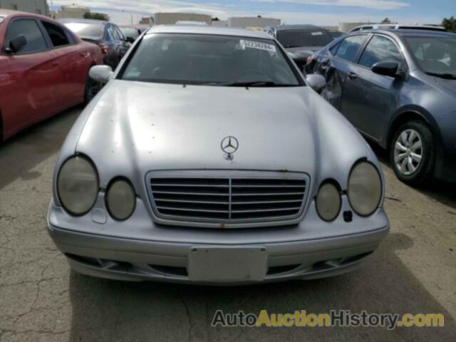 MERCEDES-BENZ CLK-CLASS 320, WDBLJ65G11F180606